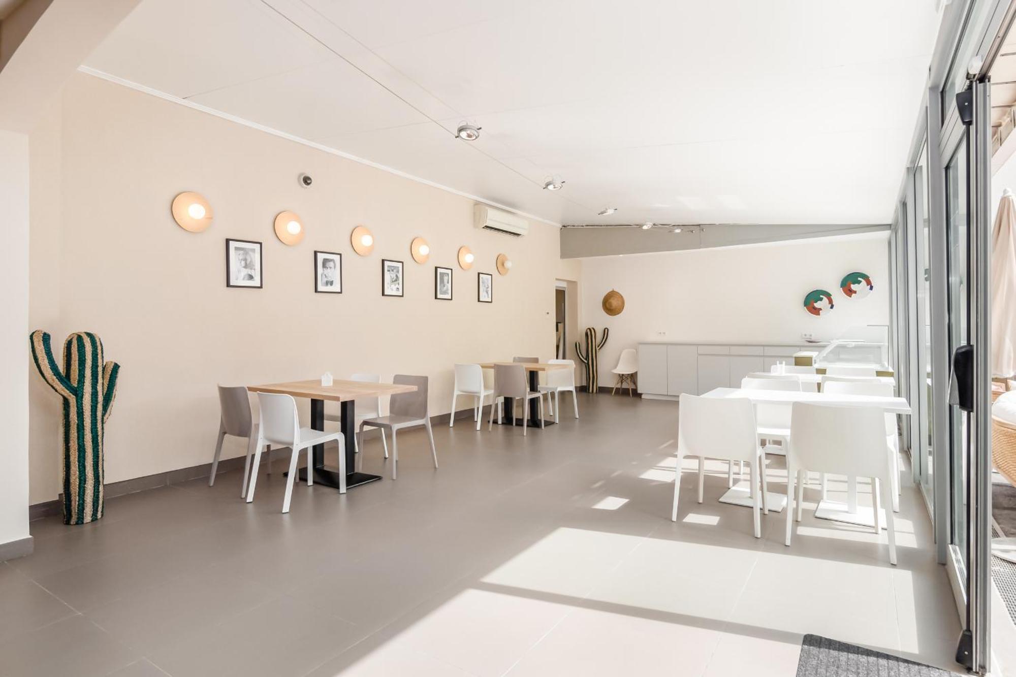 Urban Riviera Juan Les Pins - Queen Room Exterior photo
